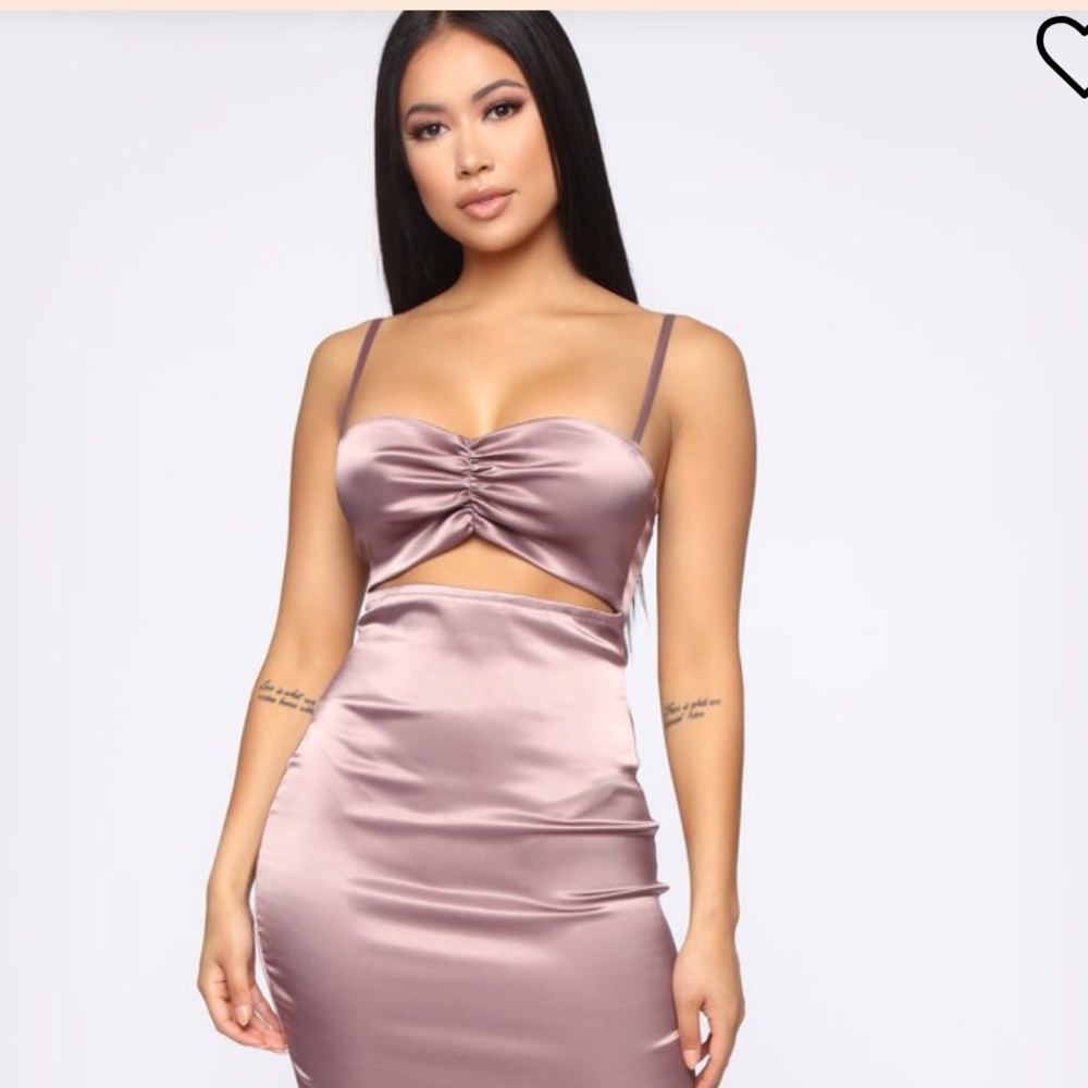 Fashion Nova cut out mauve cut out dress